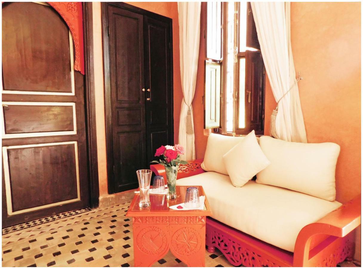 Riad La Rose D'Orient Маракеш Екстериор снимка